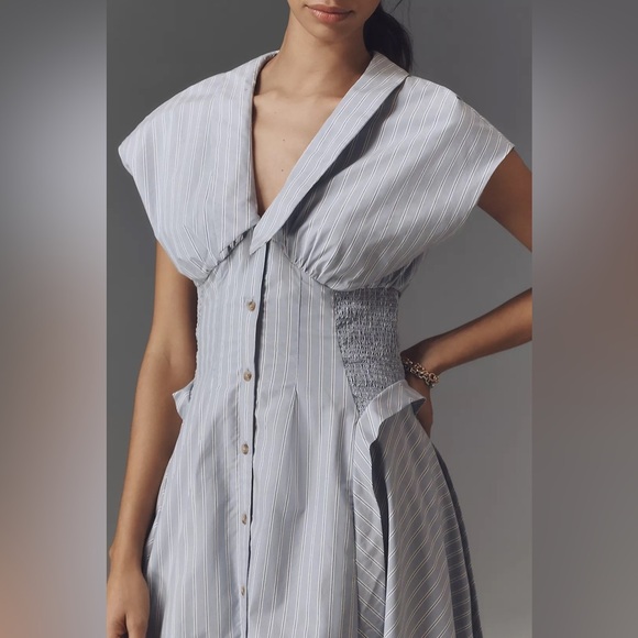 By Anthropologie Short-Sleeve V-Neck Pleated Midi Dress - Picture 4 of 10